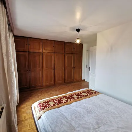 Bondy Chambre Quarto em Acomodações Particulares