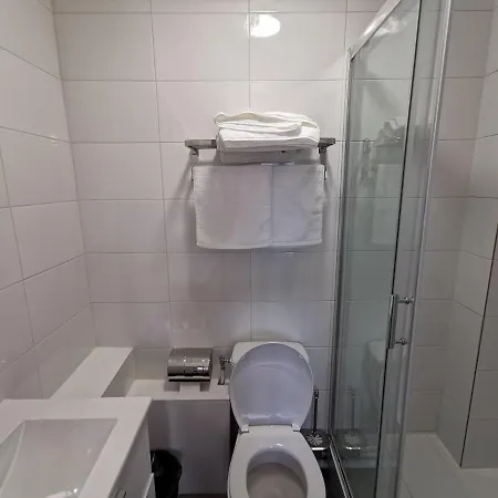 Bondy Chambre * Bondy